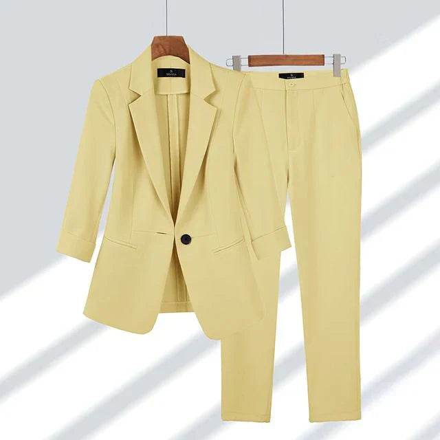 Set aus Blazer und Hose für Frauen