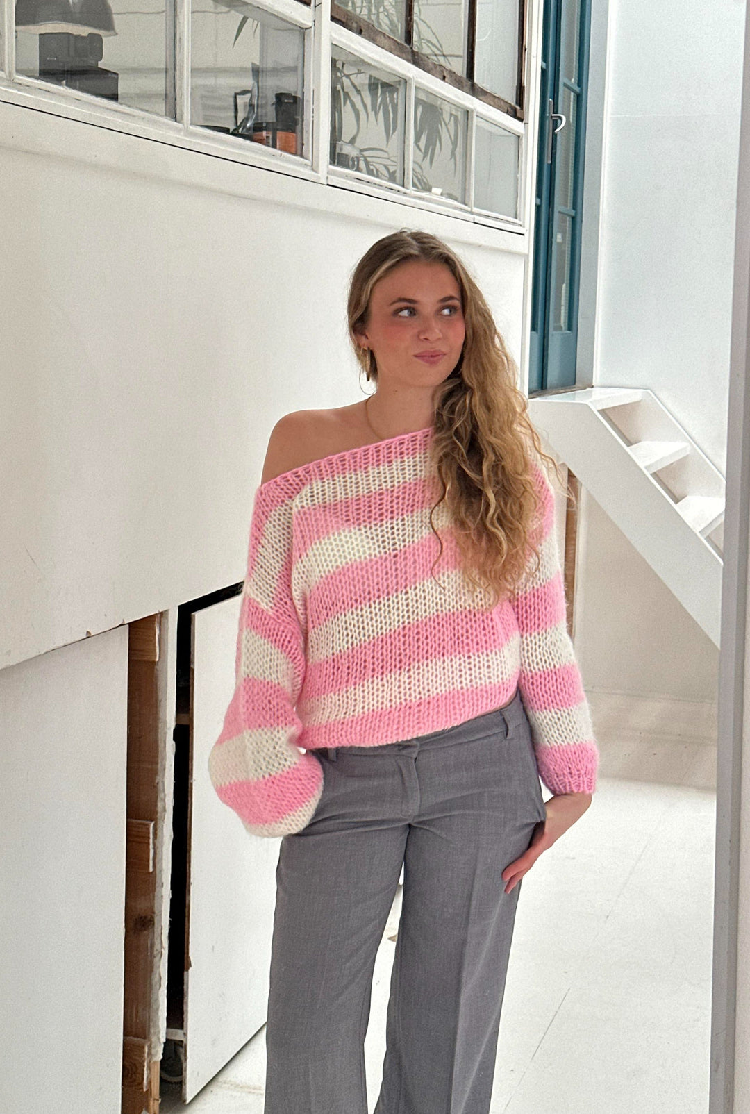 Gestreifter Strickpullover für Damen