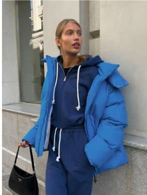 Kurze Jacke mit Kapuze für Damen