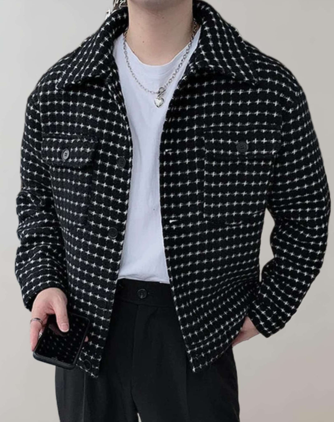 Schwarze Jacke mit weißen Polka Dots und Brusttaschen für Männer