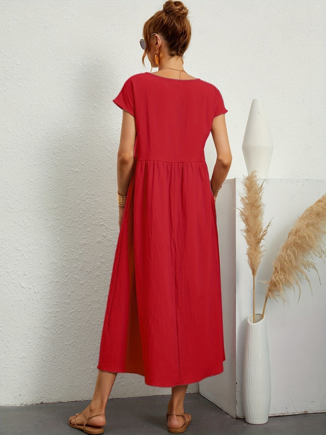 Kleid mit rundhalsausschnitt