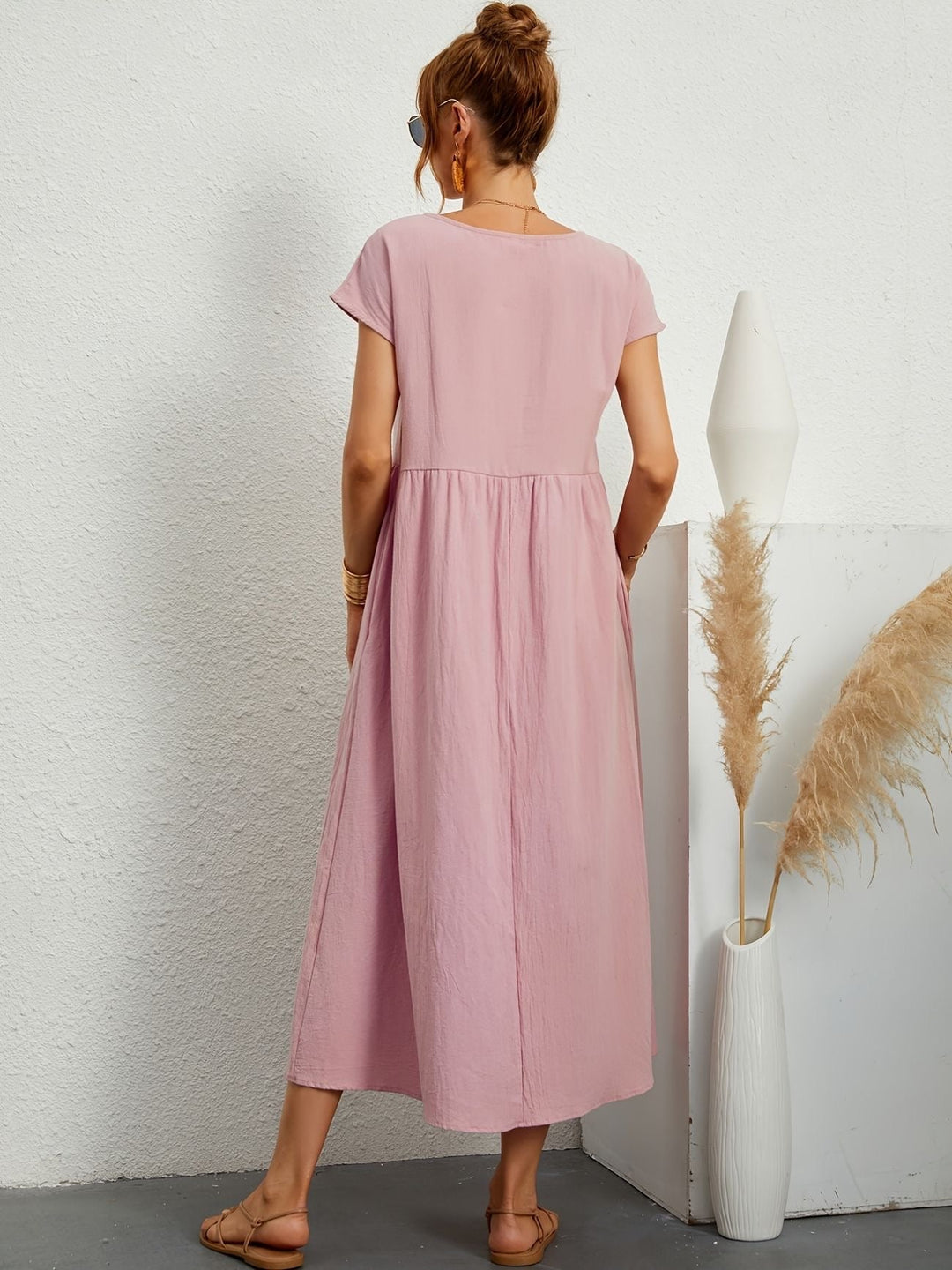 Kleid mit rundhalsausschnitt