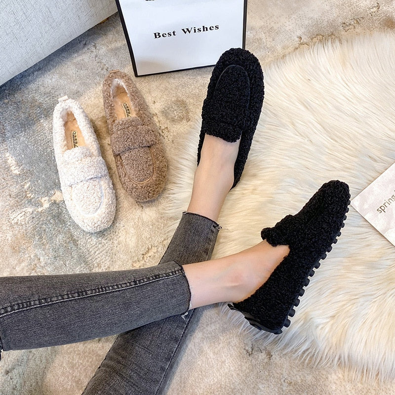 Loafers für frauen mara | plüsch hausschuhe schuhe