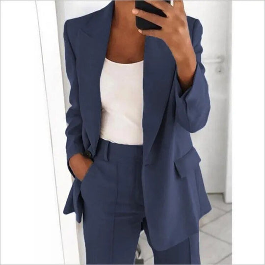 Klassisches Blazer-Set für Damen